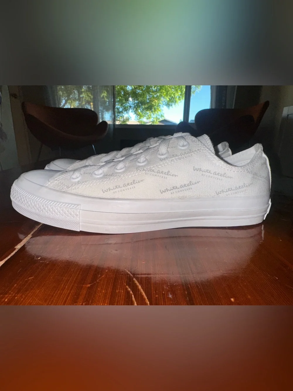 Converse White Low-Top Canvas Sneakers - Picture 5 of 9